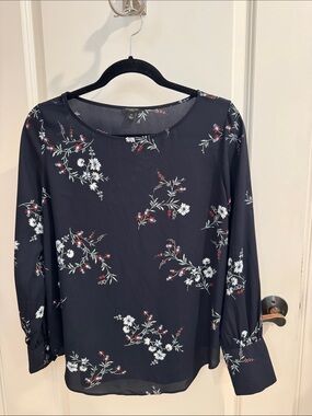 Ann Taylor 
Blouse